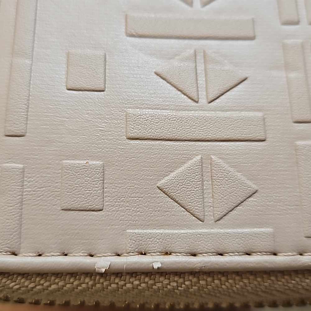 Target Wallet - Picture 12 of 12